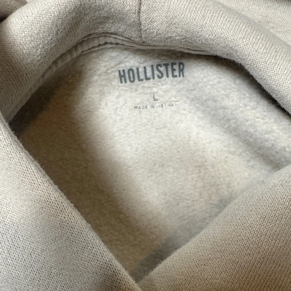 Hollister‎ Cream Hooded Pullover Sweatshirt